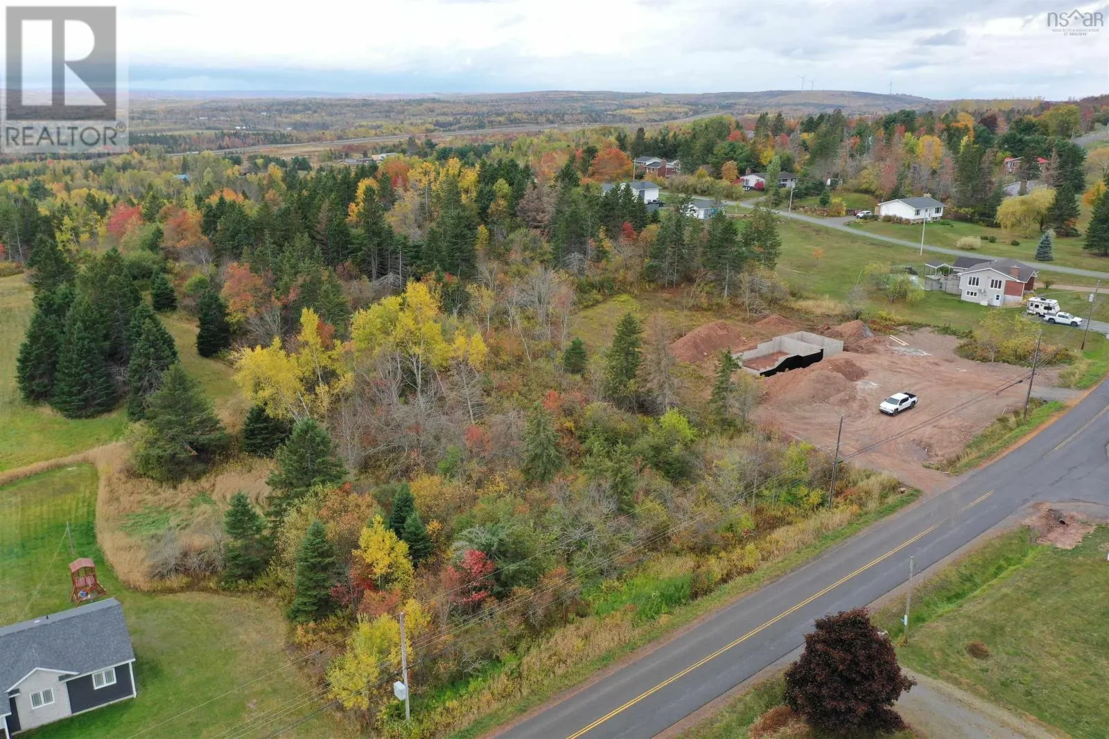 LOT S3 4 Highway