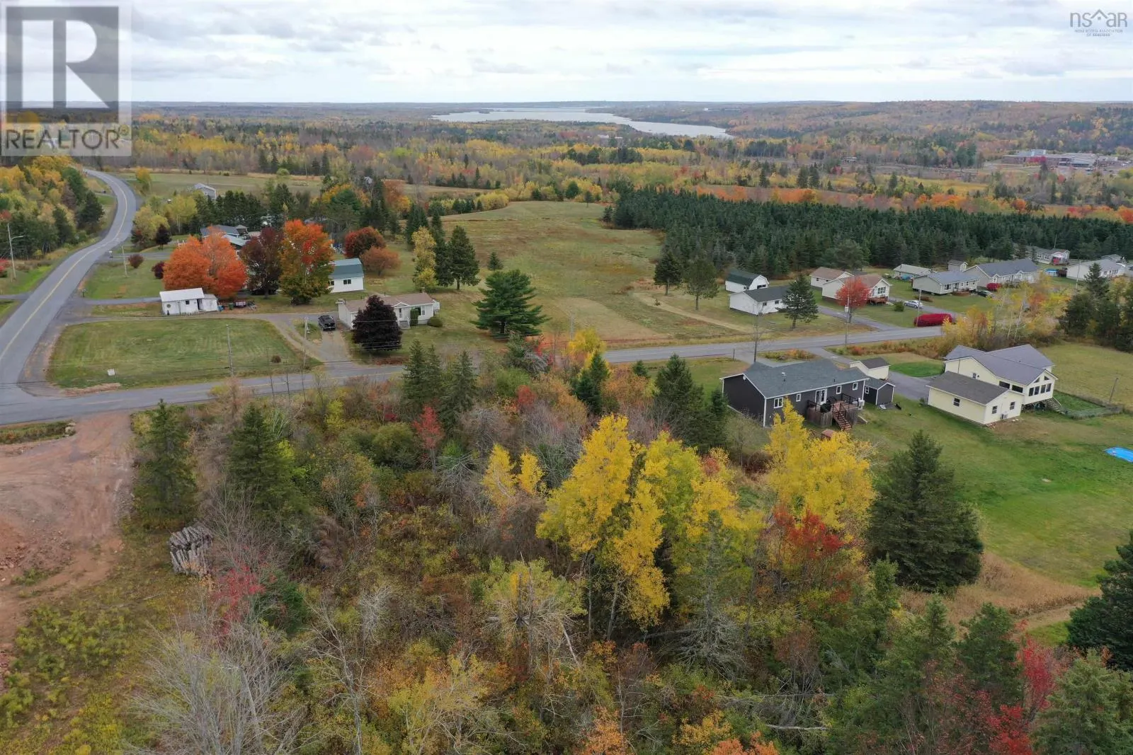 LOT S3 4 Highway