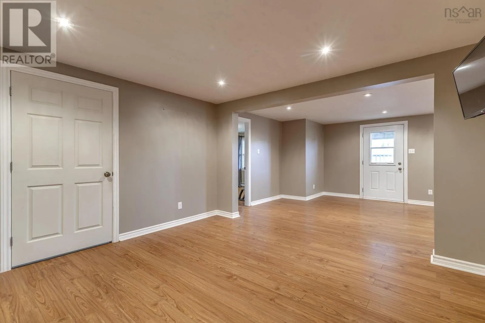 228 Greenhill Road