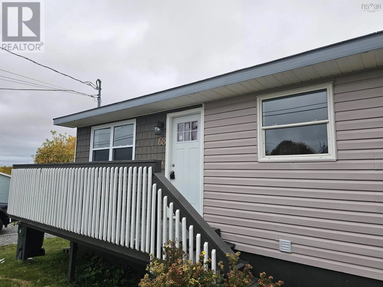 68 MacDonald Crescent