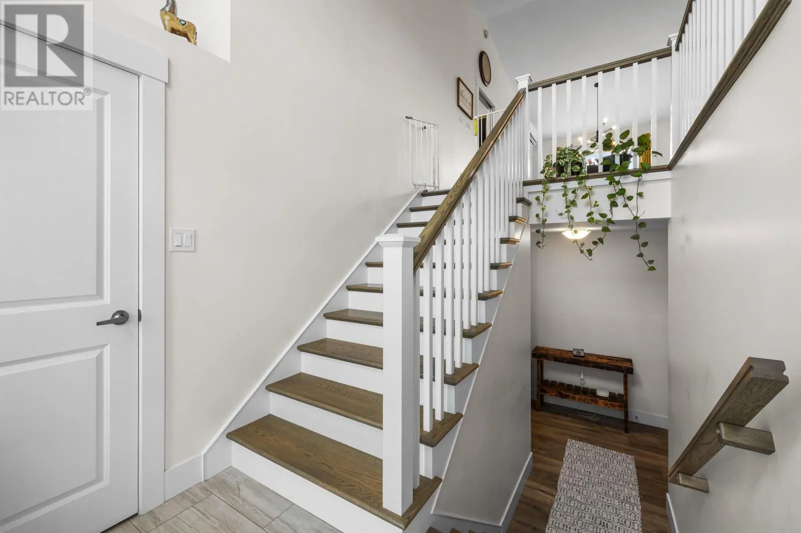 181 Essex Crescent
