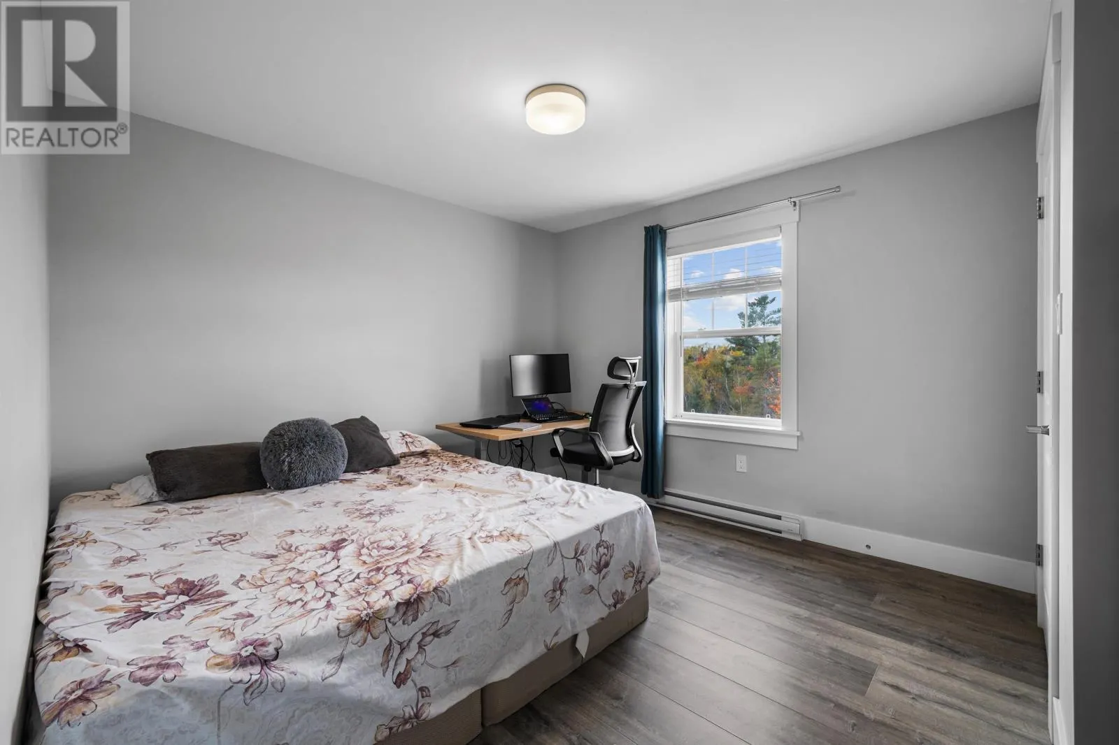 181 Essex Crescent