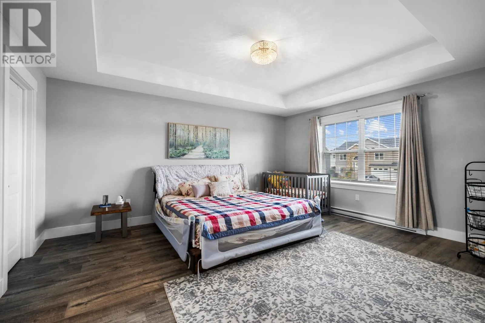 181 Essex Crescent