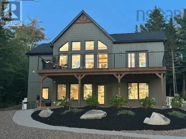 250 Maple Leaf Lane