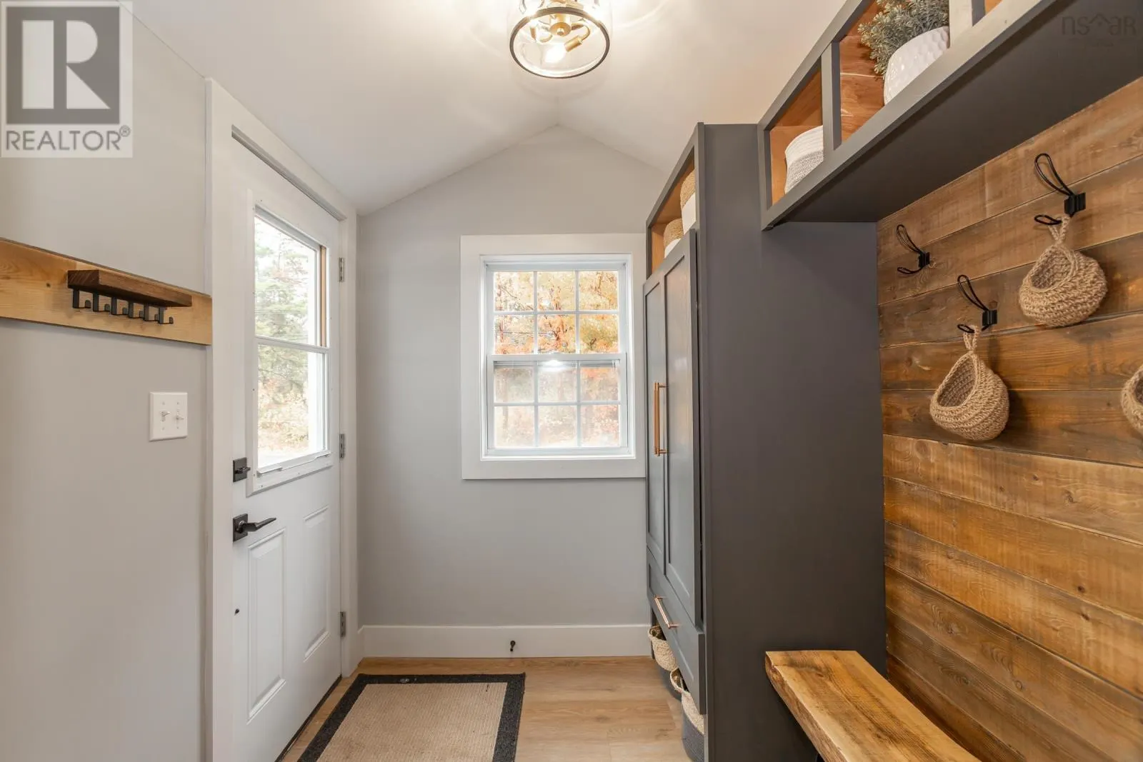 637 Aldred Drive
