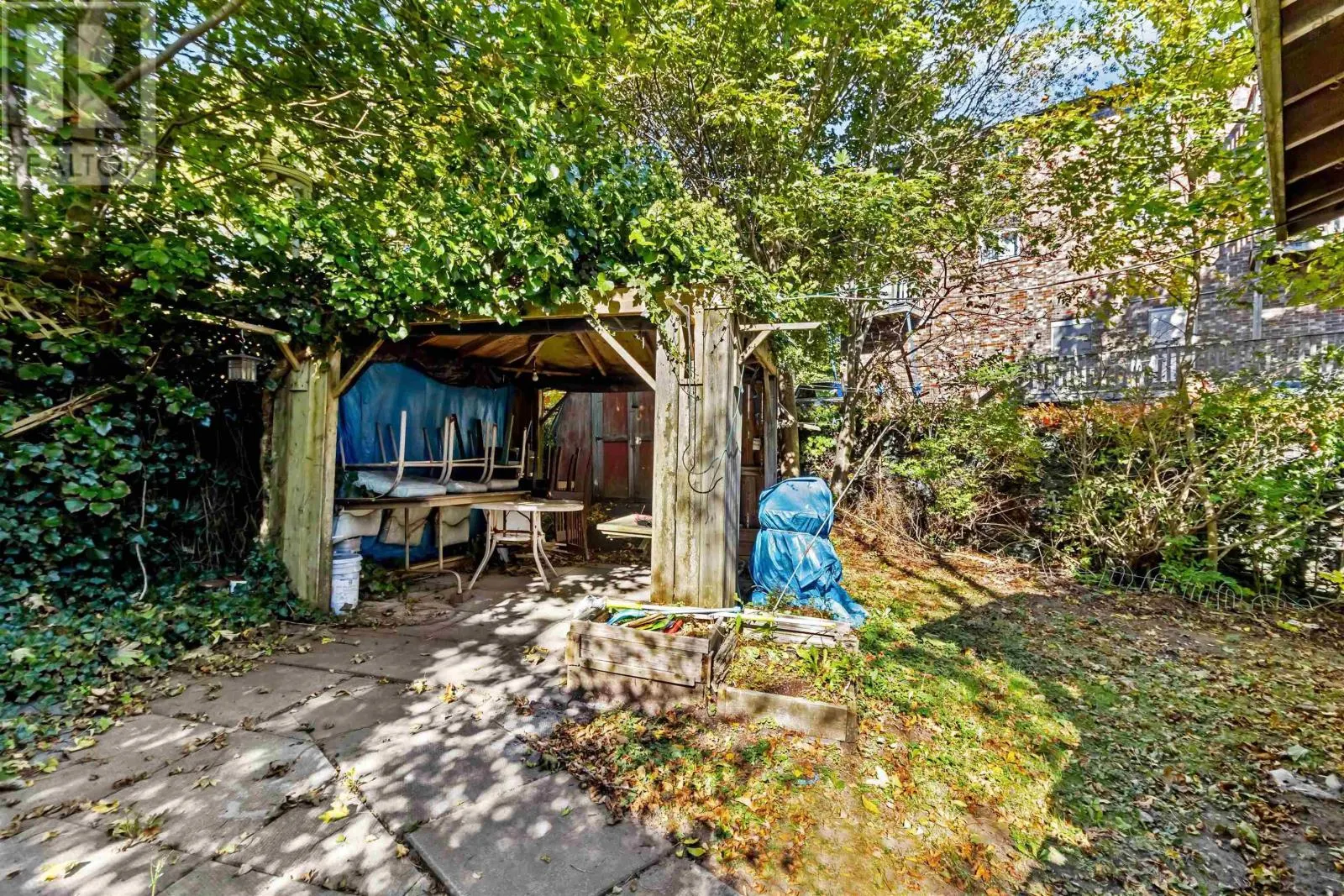11 Ashdale Avenue