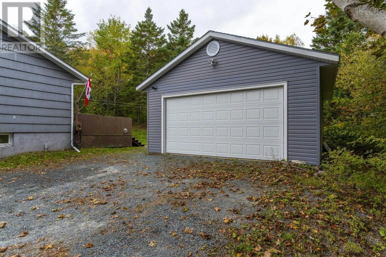 121 Hillsboro Drive