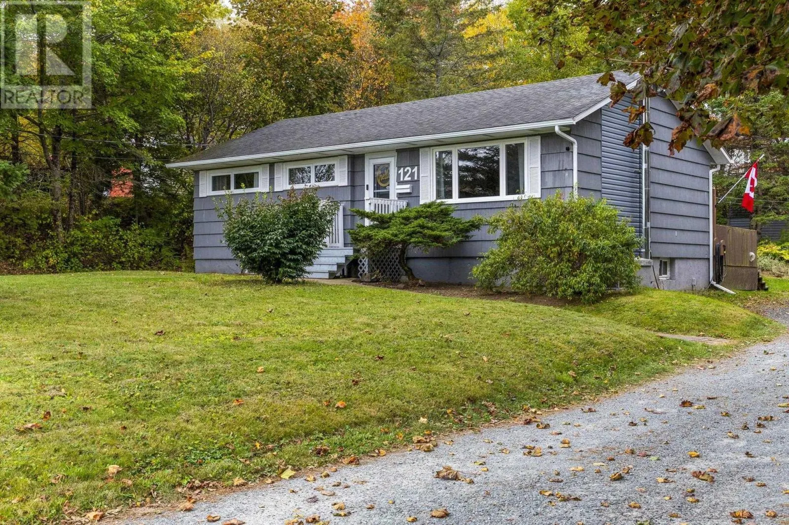 121 Hillsboro Drive