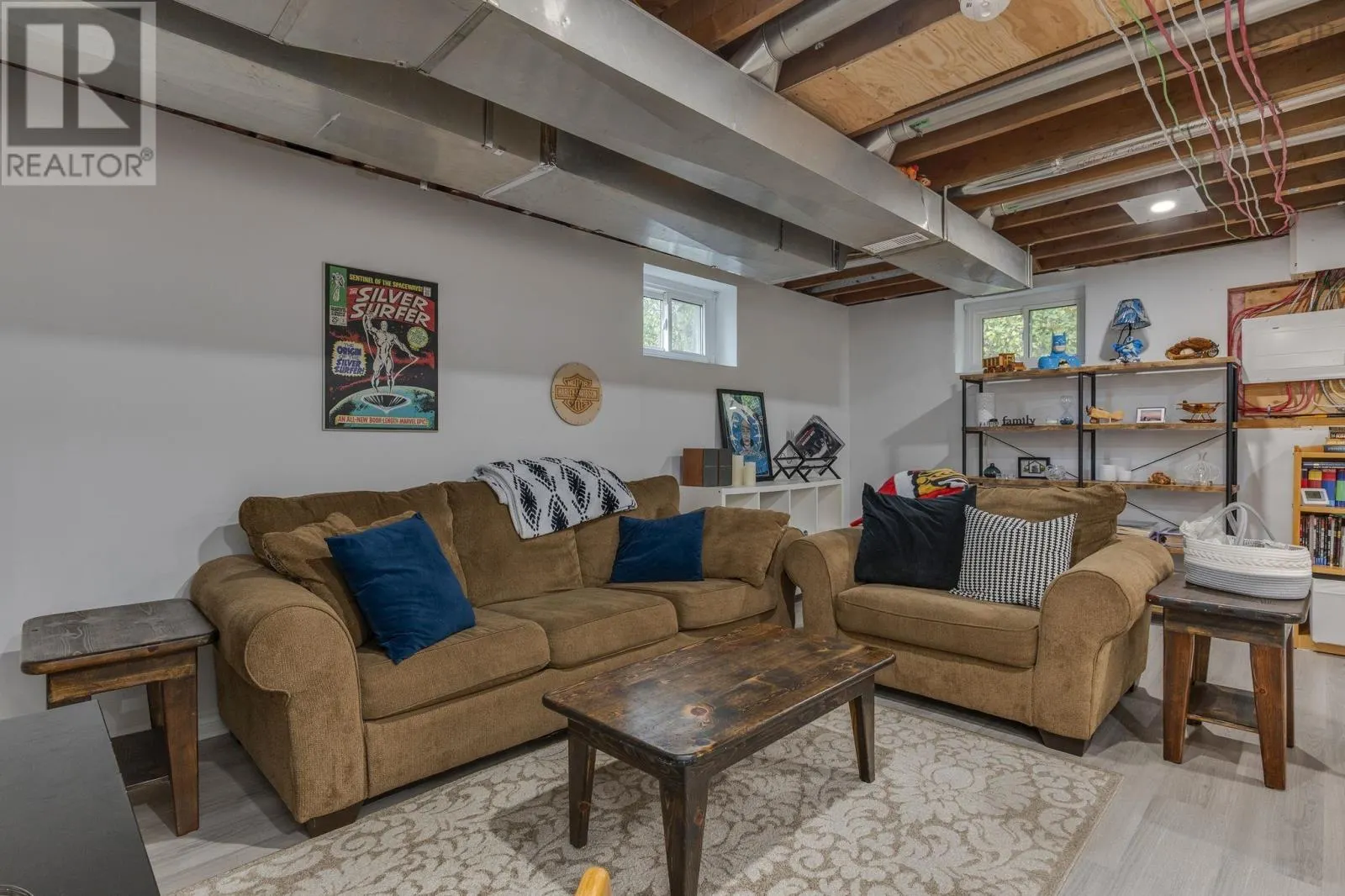 121 Hillsboro Drive
