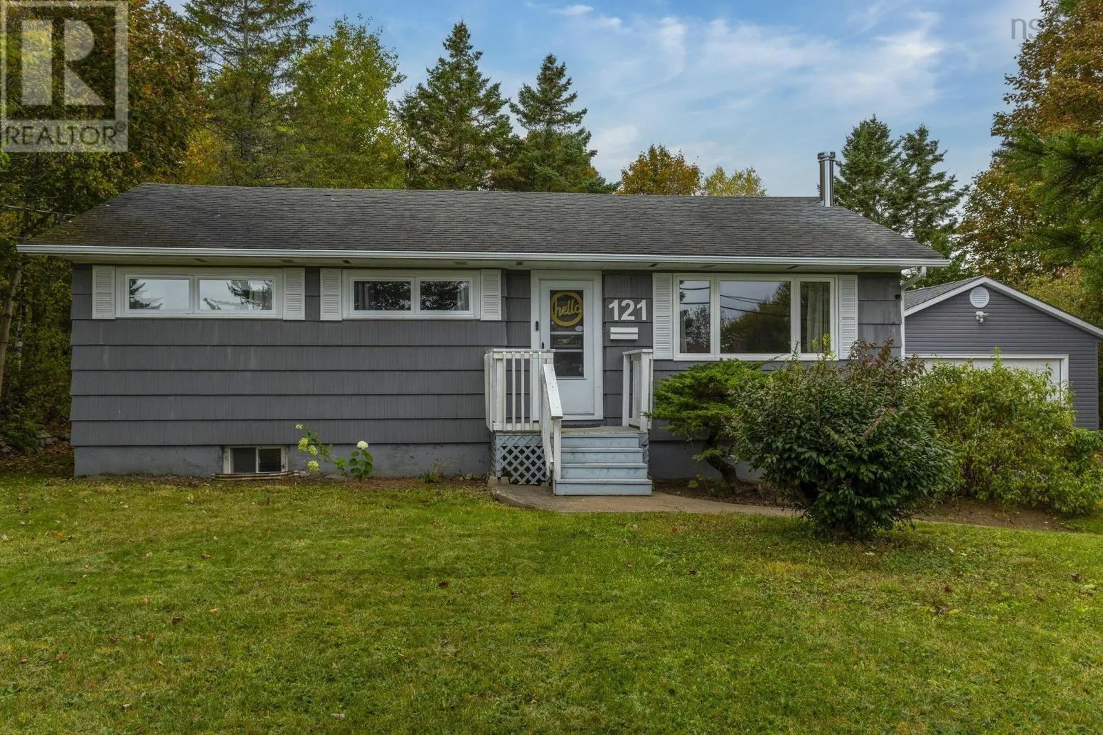 121 Hillsboro Drive