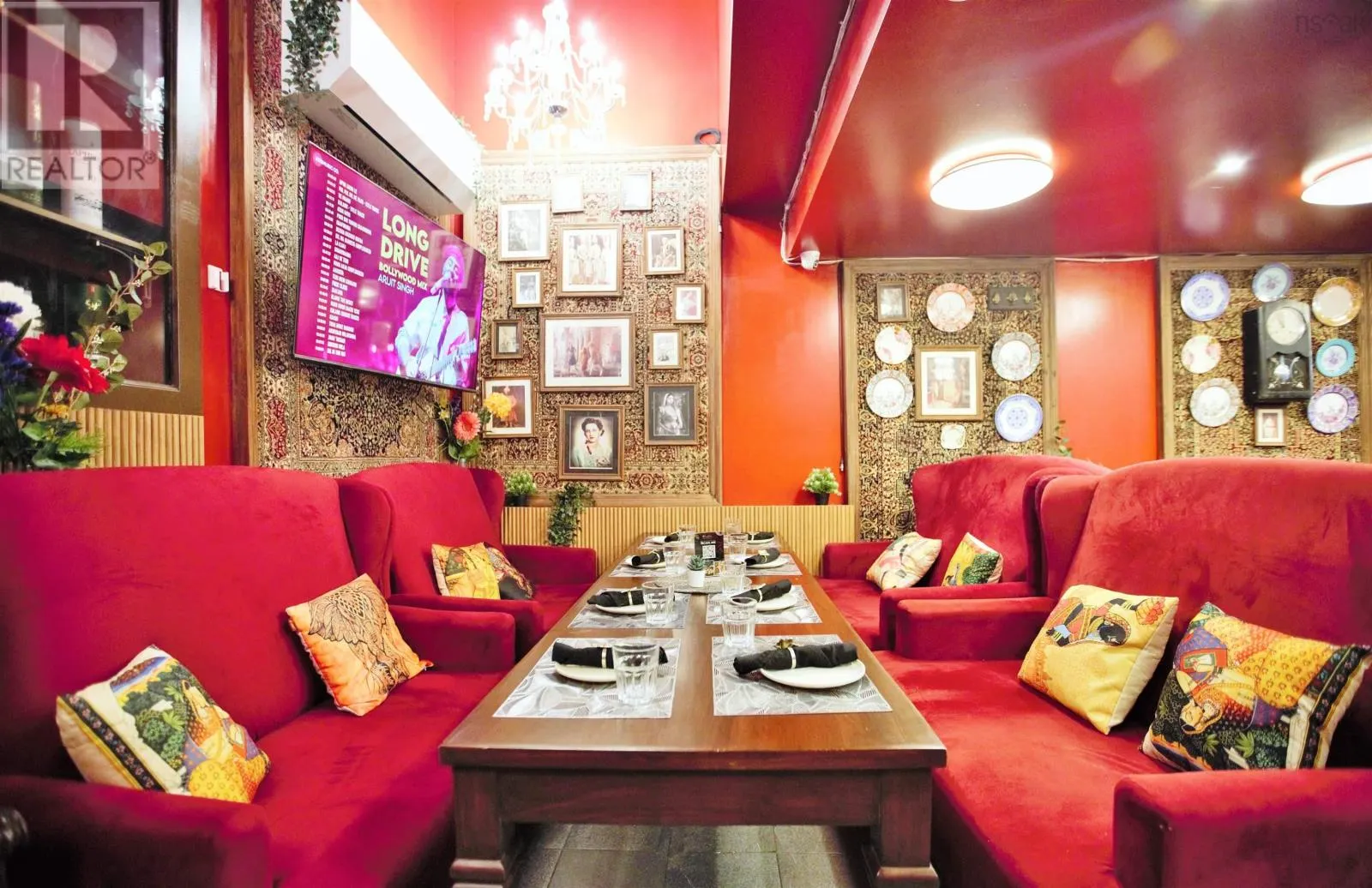 6293 Quinpool Road|Downtown Village