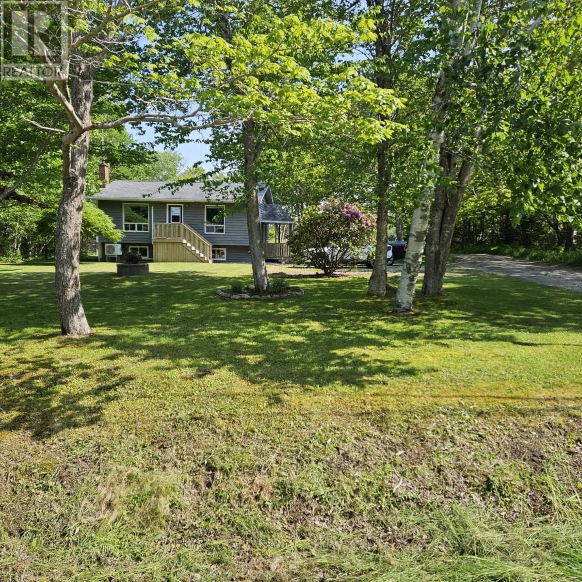 202 Saunders Road