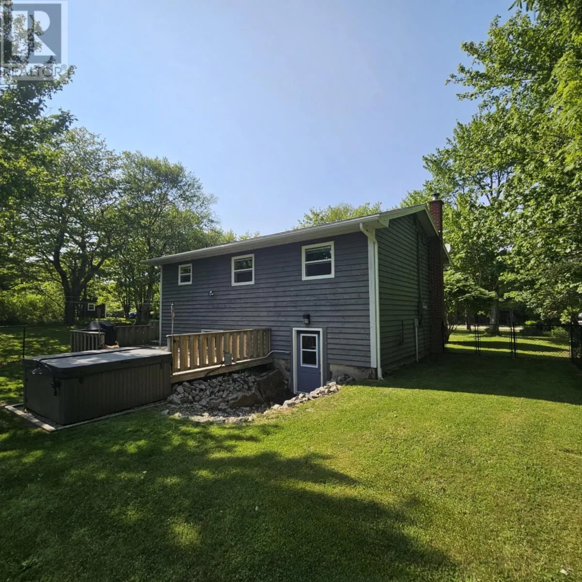 202 Saunders Road