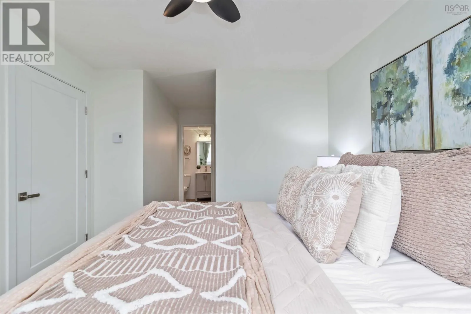 1105 5572 North Ridge Road