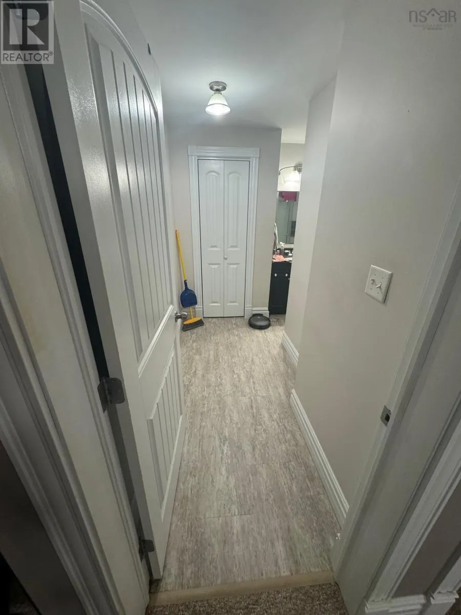 6 Roslindale Drive