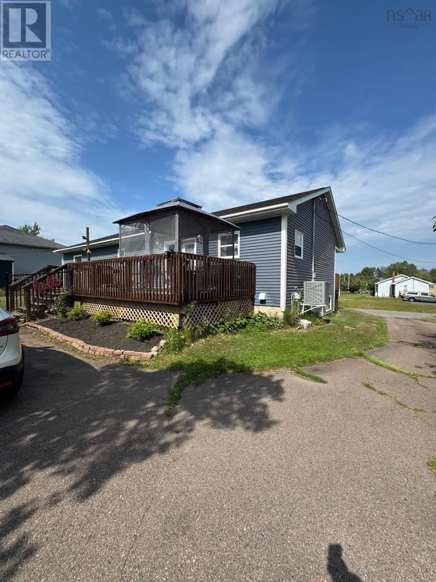 6 Roslindale Drive