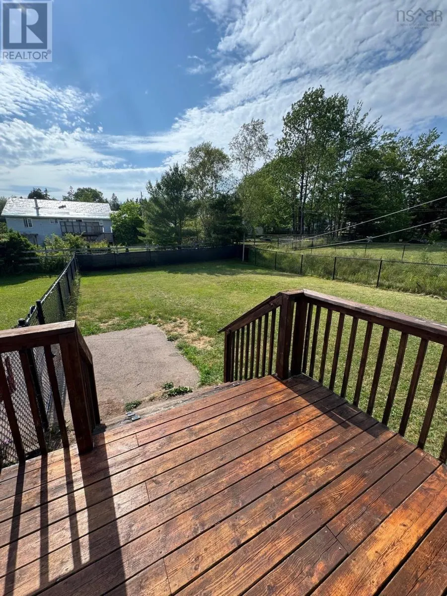 6 Roslindale Drive
