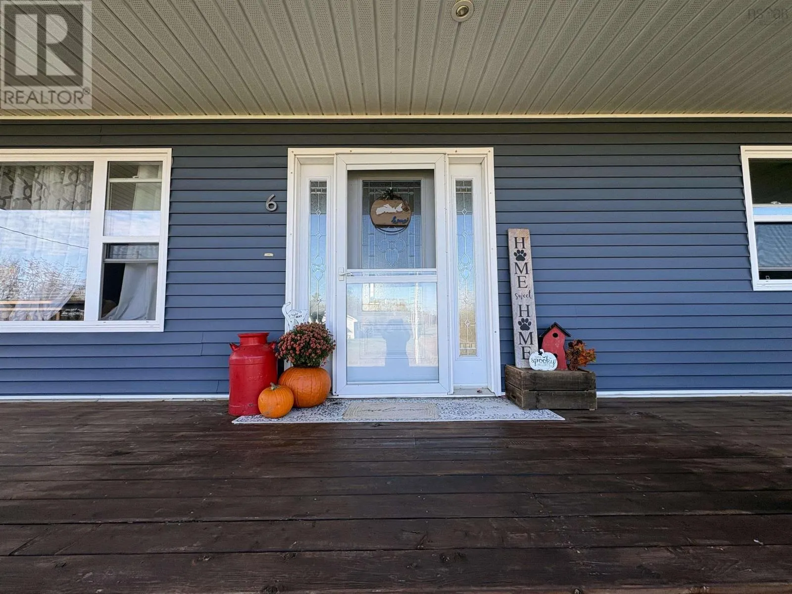 6 Roslindale Drive