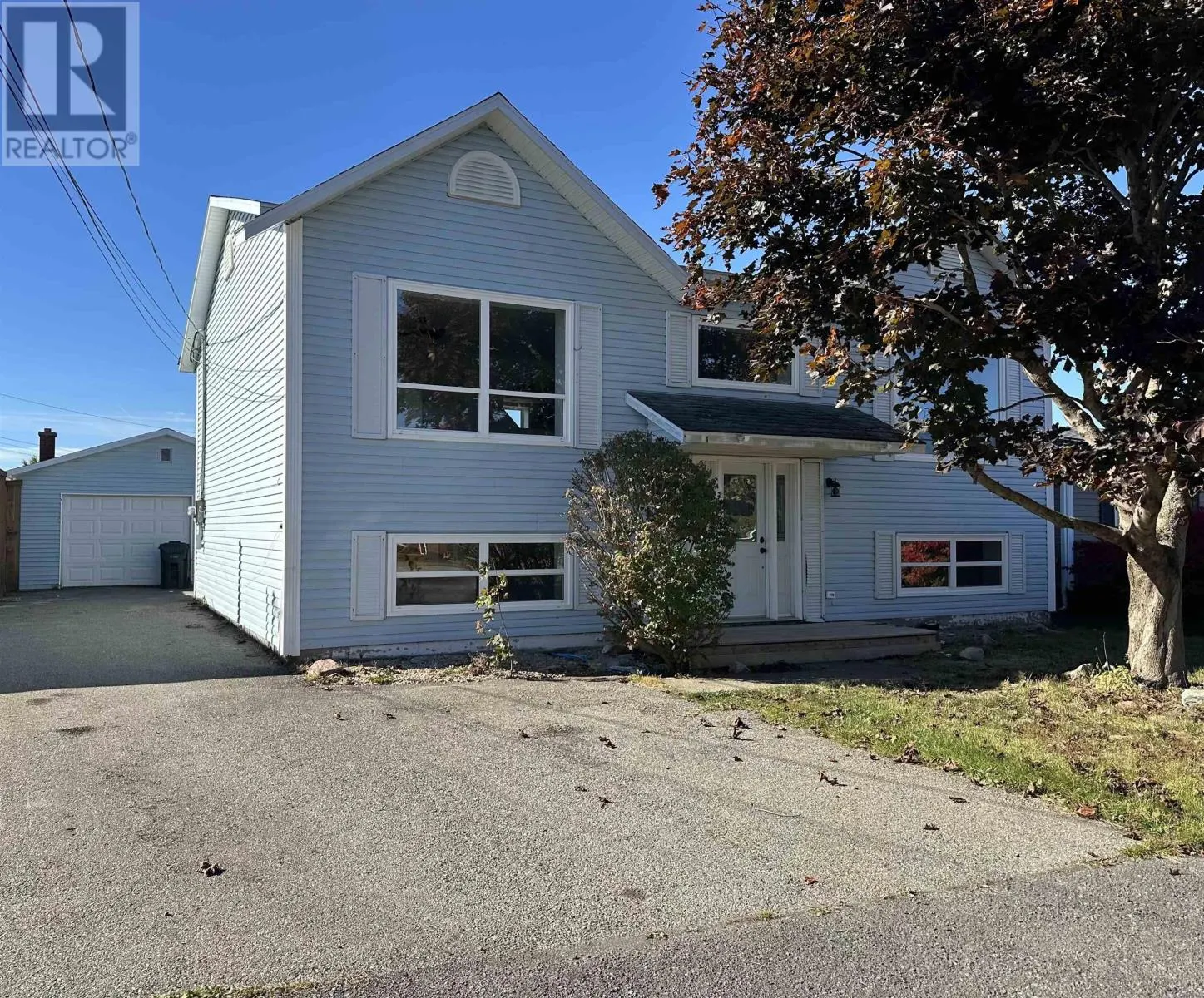 14 Crescent Drive