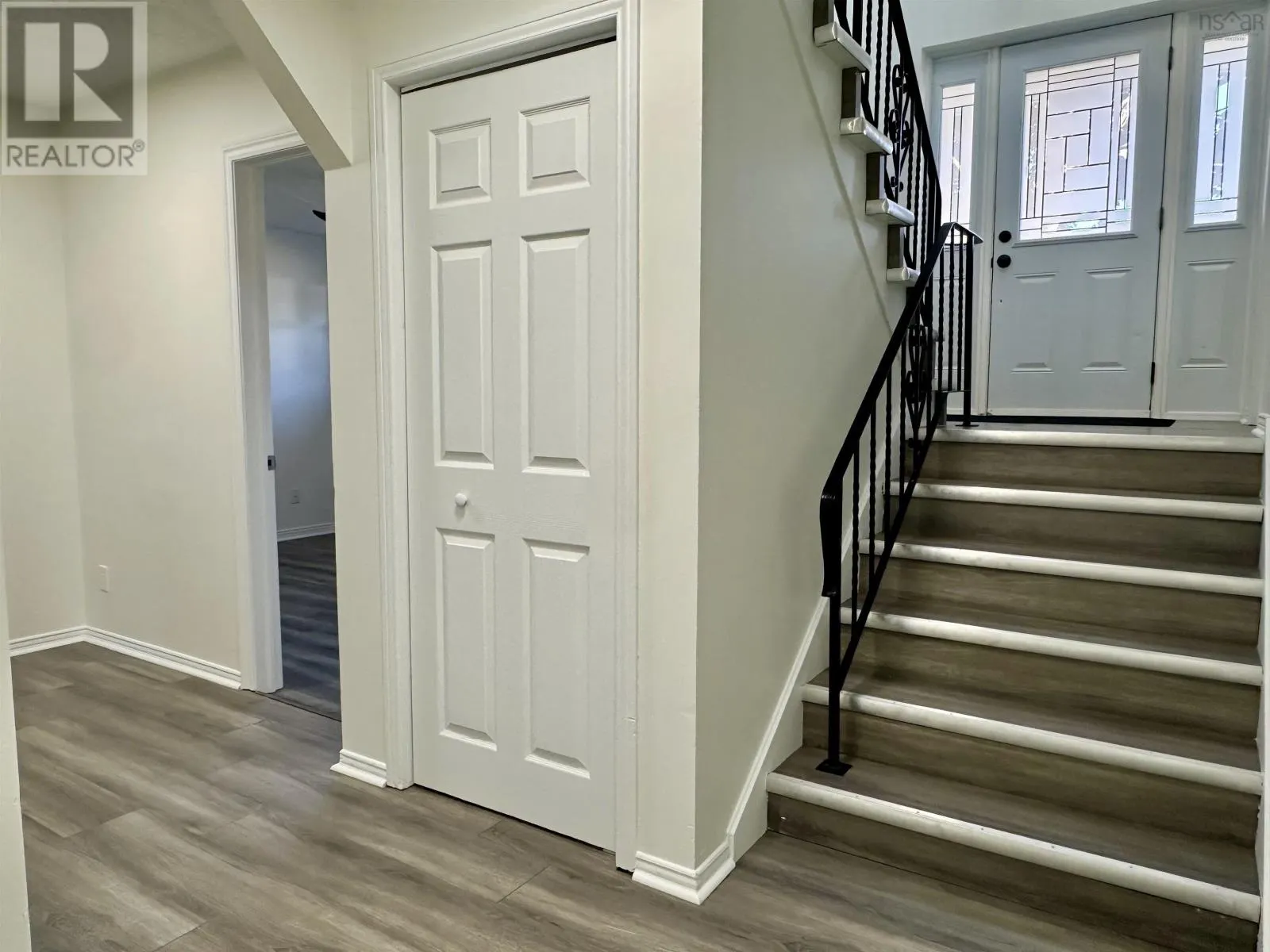14 Crescent Drive