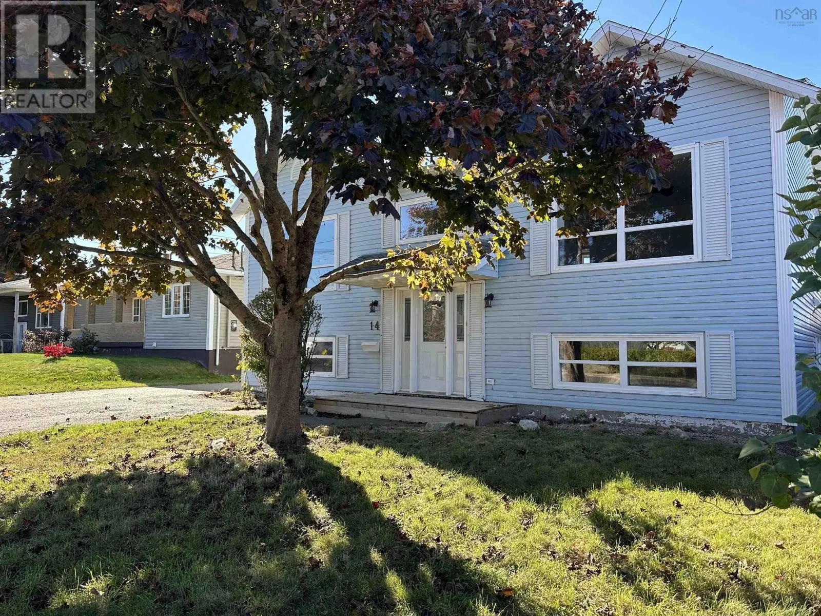 14 Crescent Drive