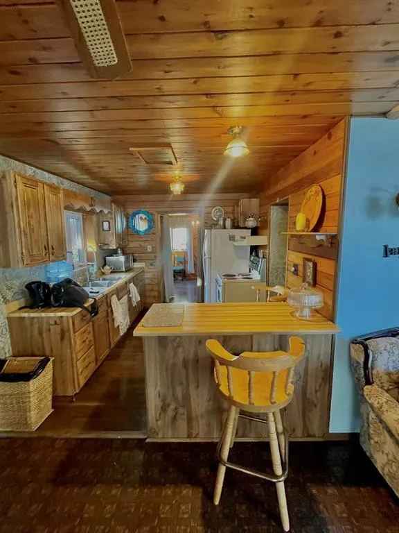 9 Anderson Bay