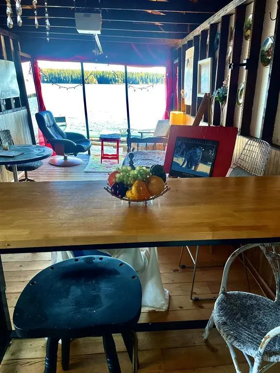 9 Anderson Bay