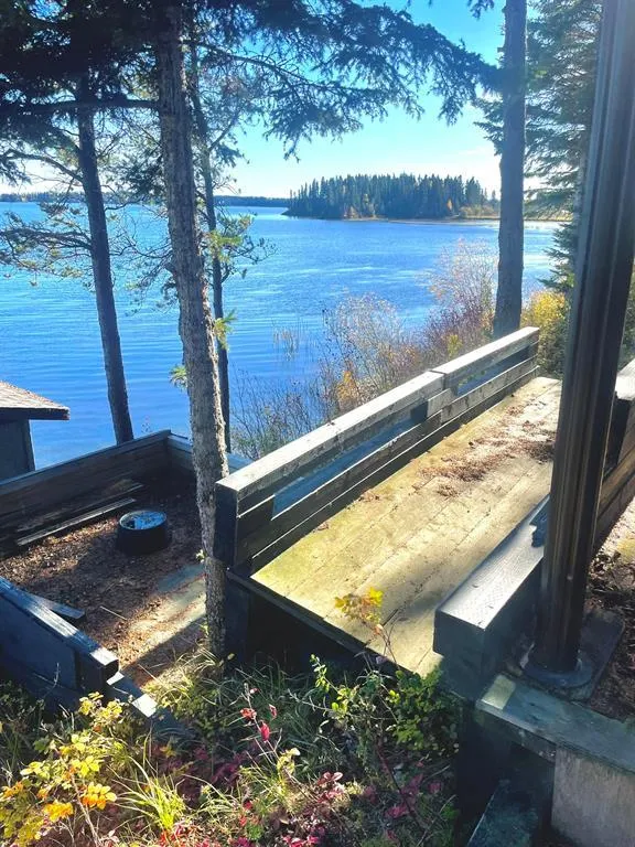 9 Anderson Bay