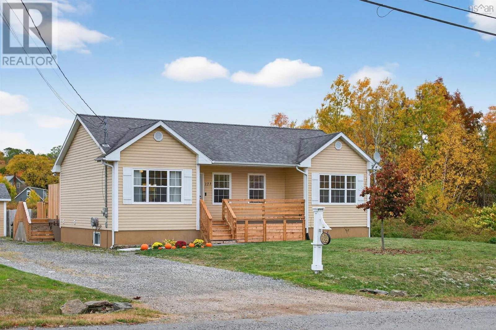 123 BARRINGTON