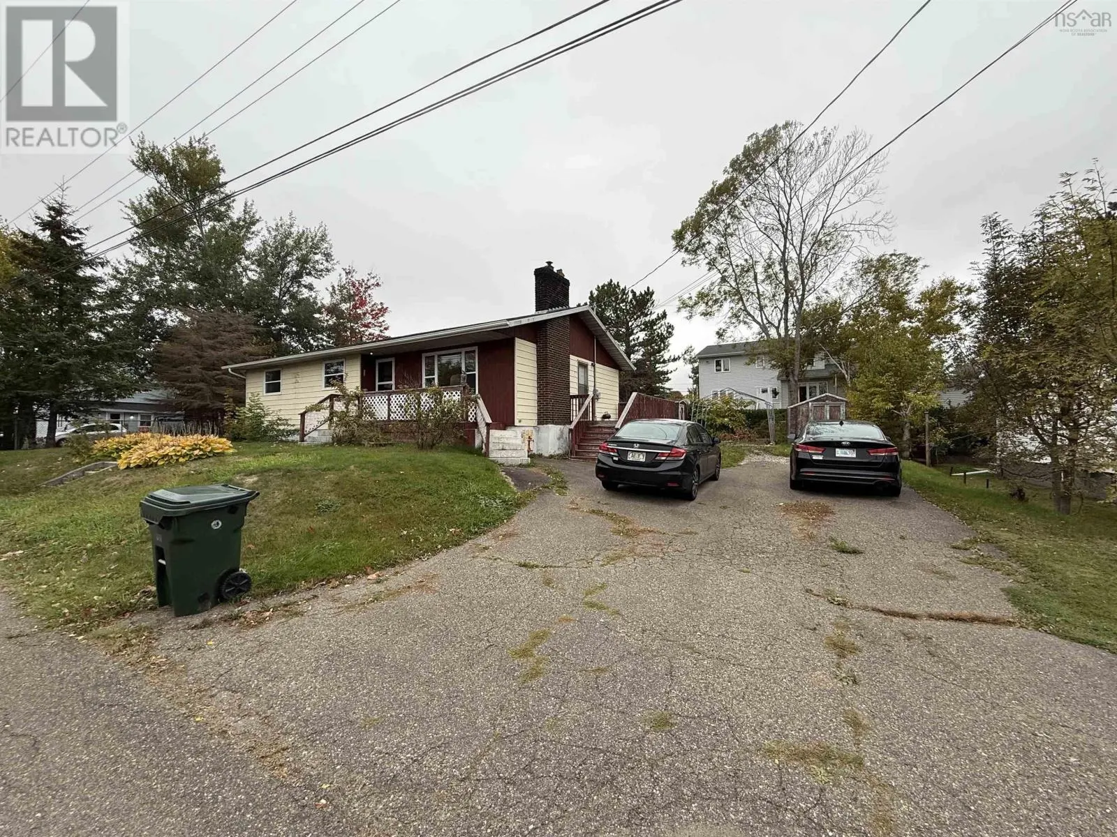 130 Upper Mclean Street