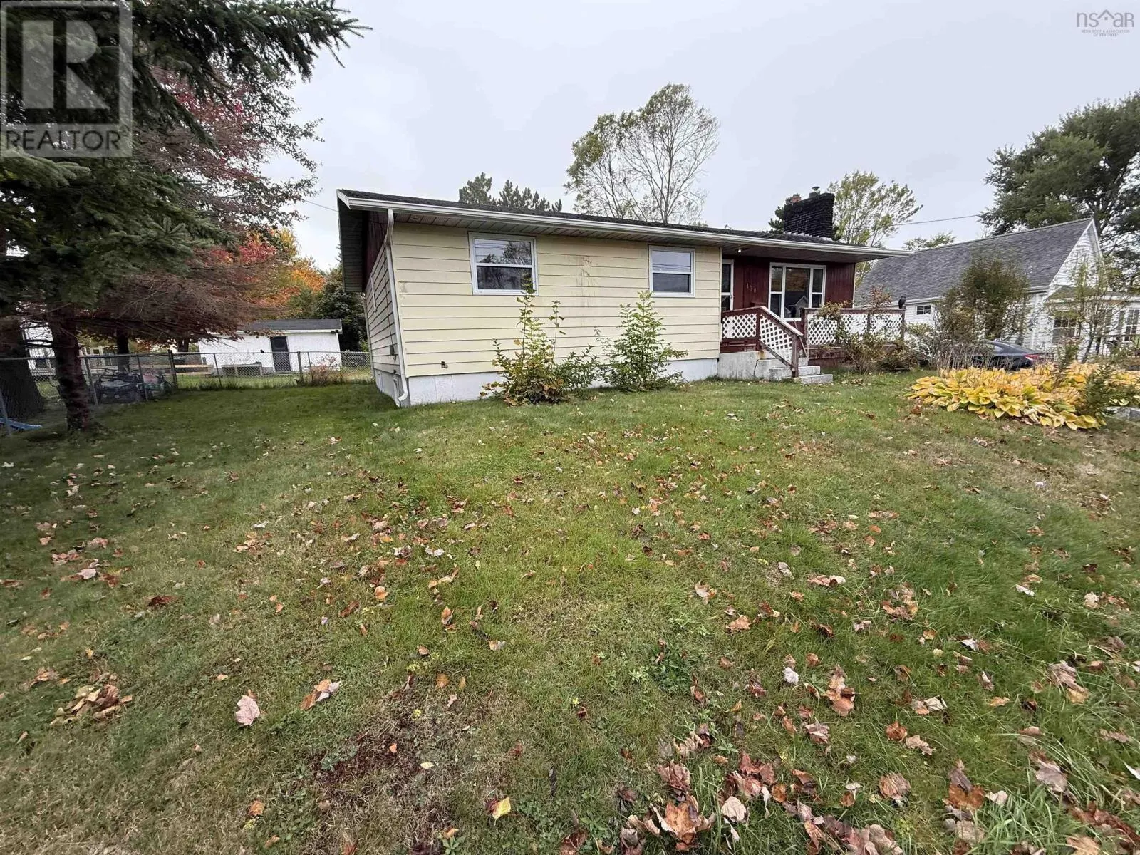 130 Upper Mclean Street