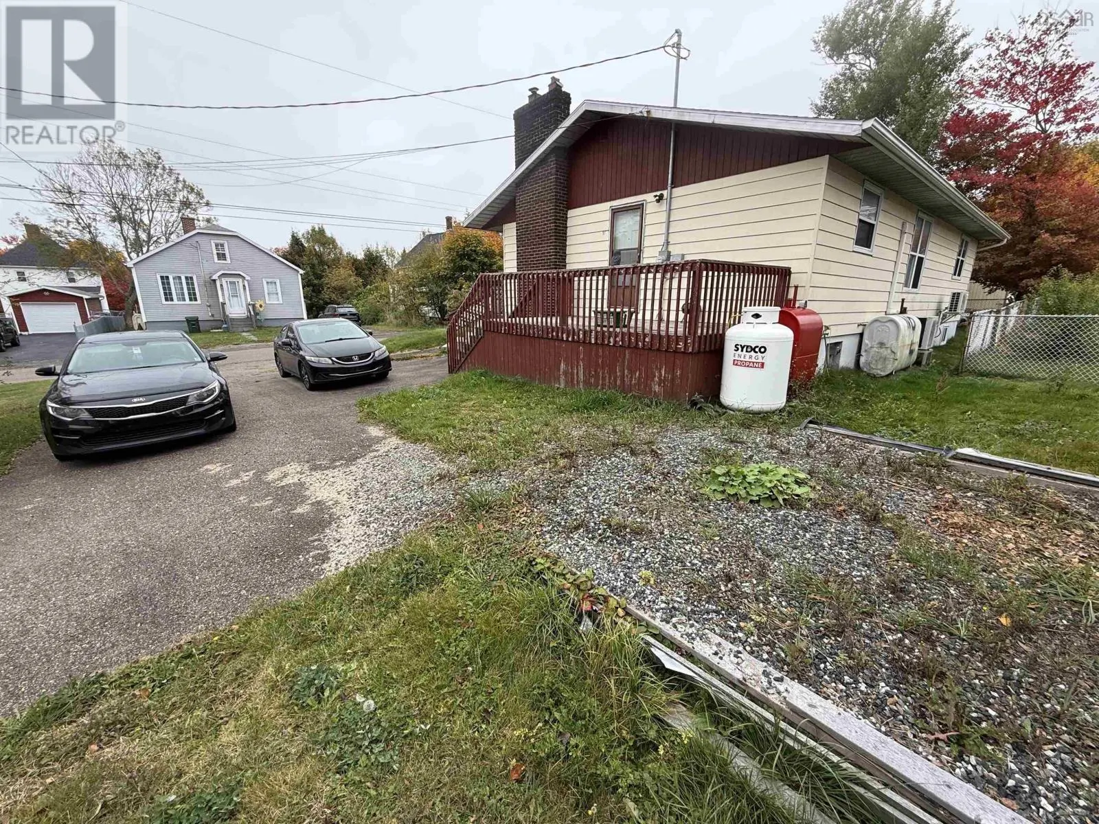 130 Upper Mclean Street