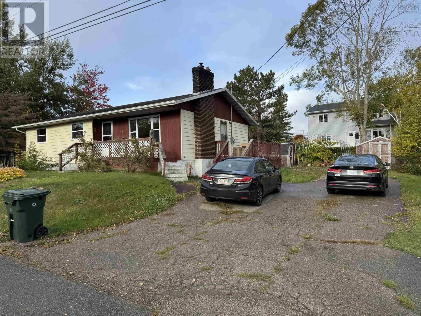 130 Upper Mclean Street