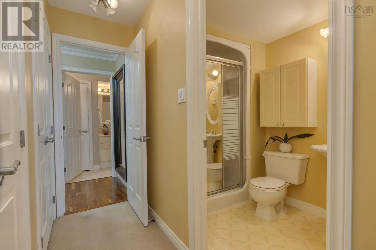 304 2 Lake Drive