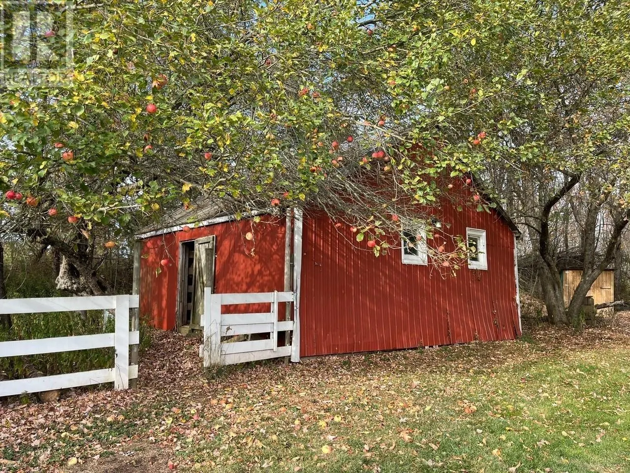33 Kirk Road