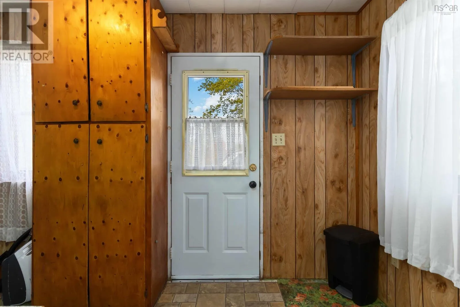 905 Camperdown Road