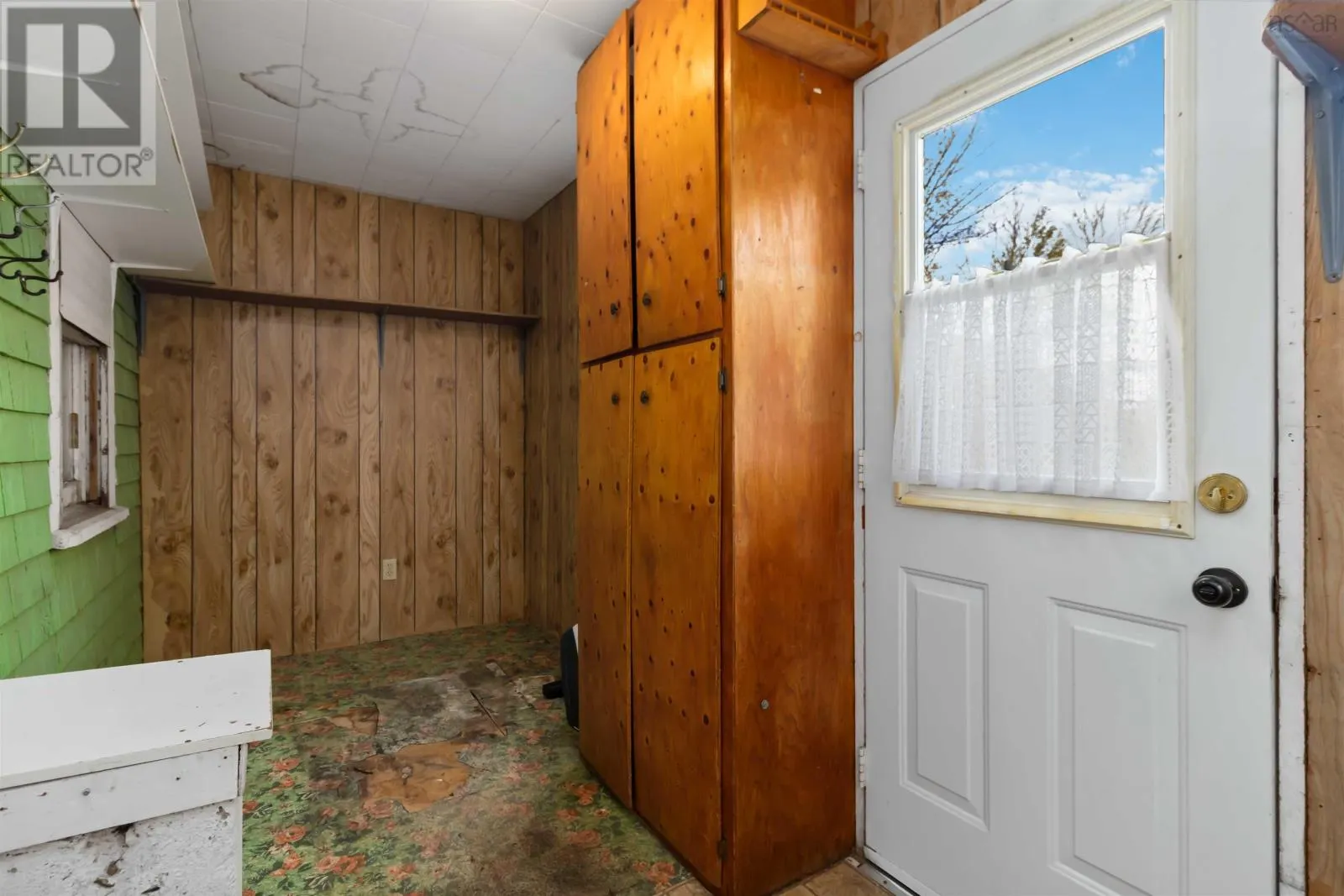 905 Camperdown Road