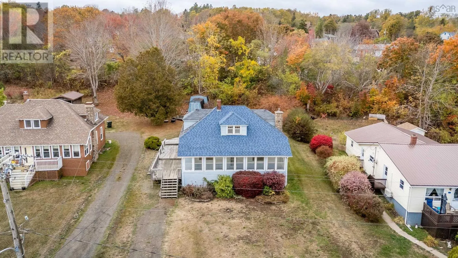 9 Shore Road
