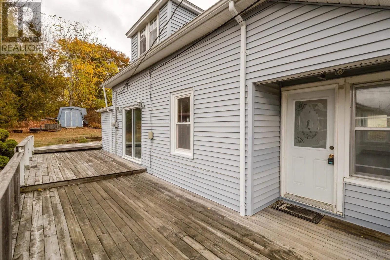 9 Shore Road