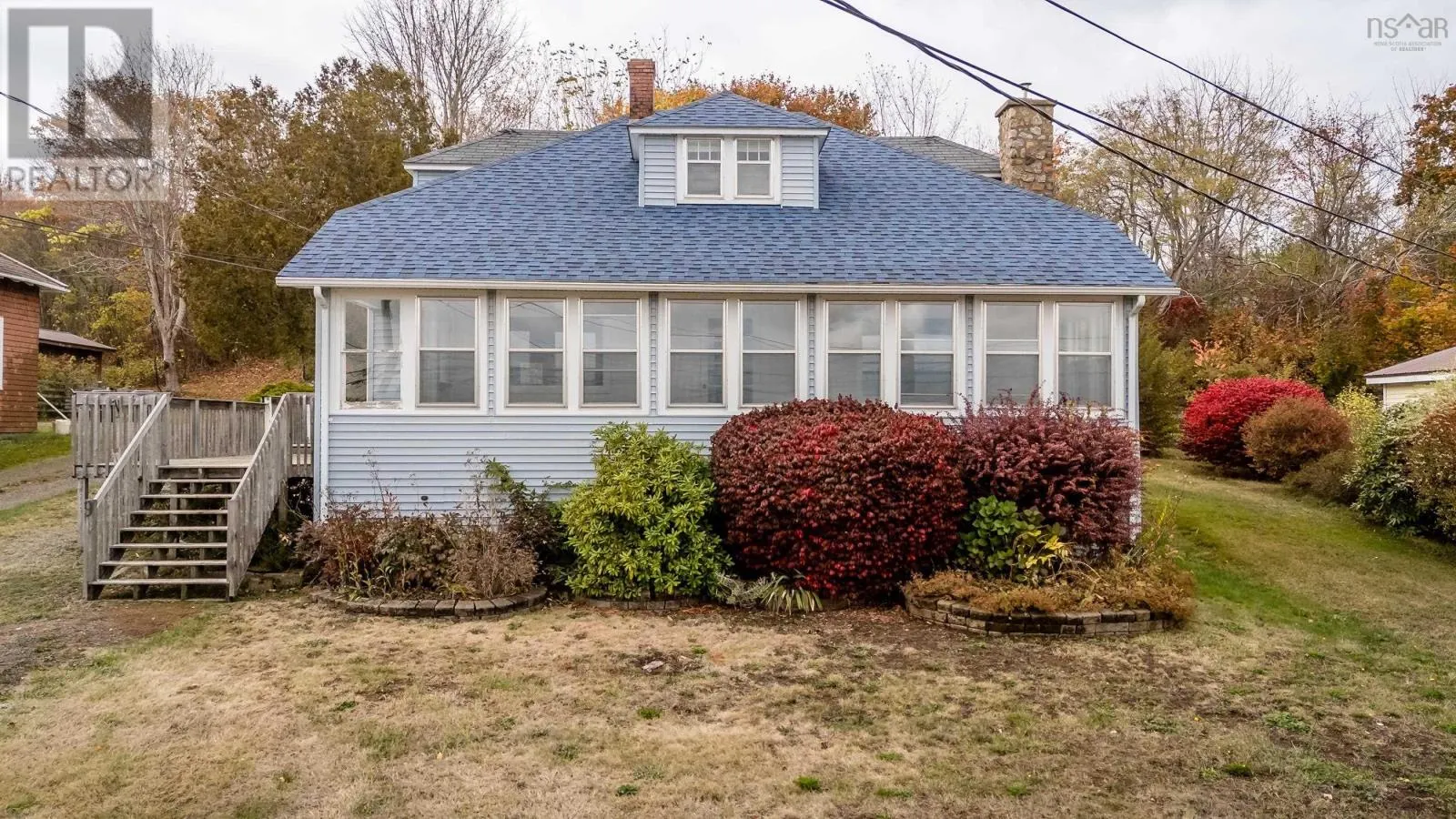 9 Shore Road
