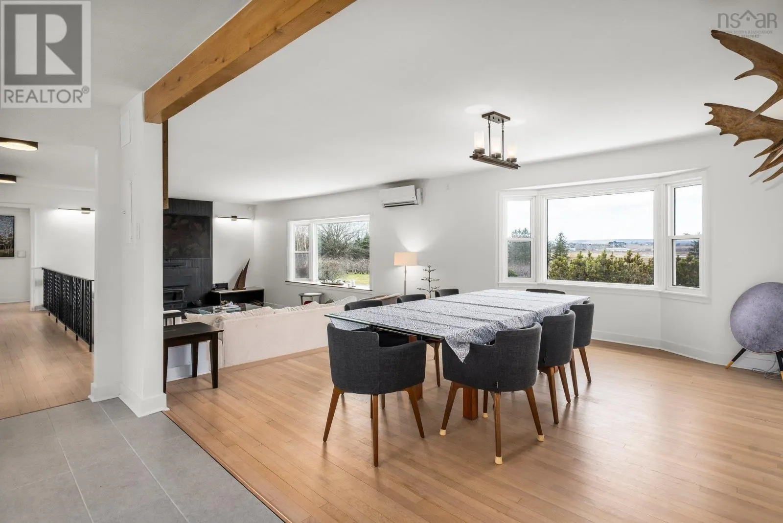 10165 Highway 1