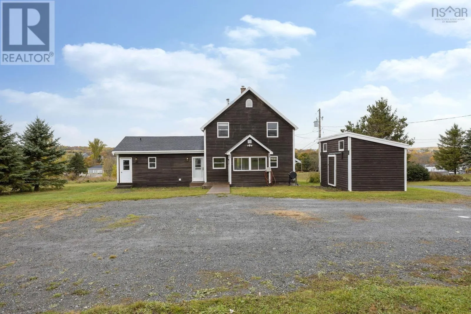 4730 East River East Side Road