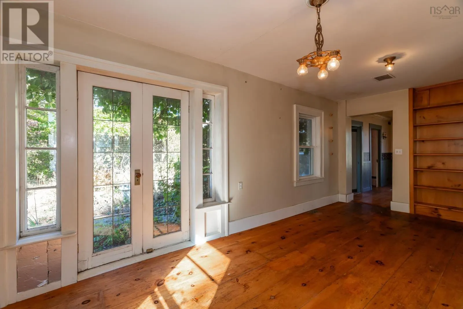 1611 Granville Road