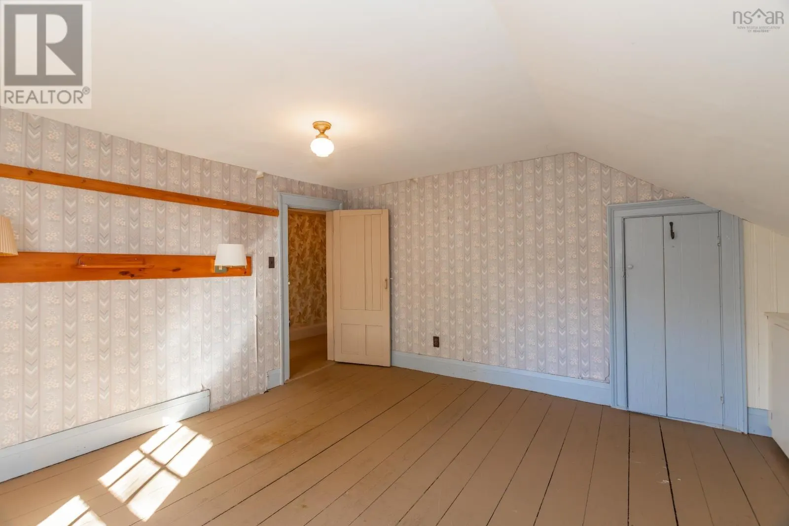 1611 Granville Road