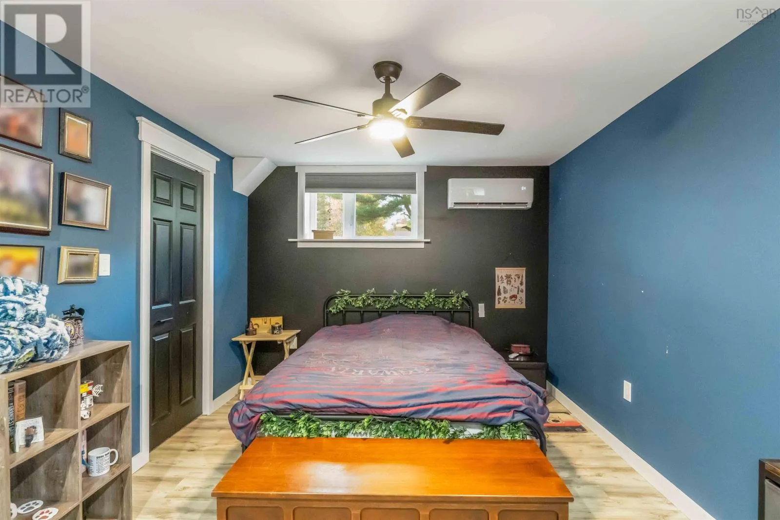 1011 Lone Pine Drive