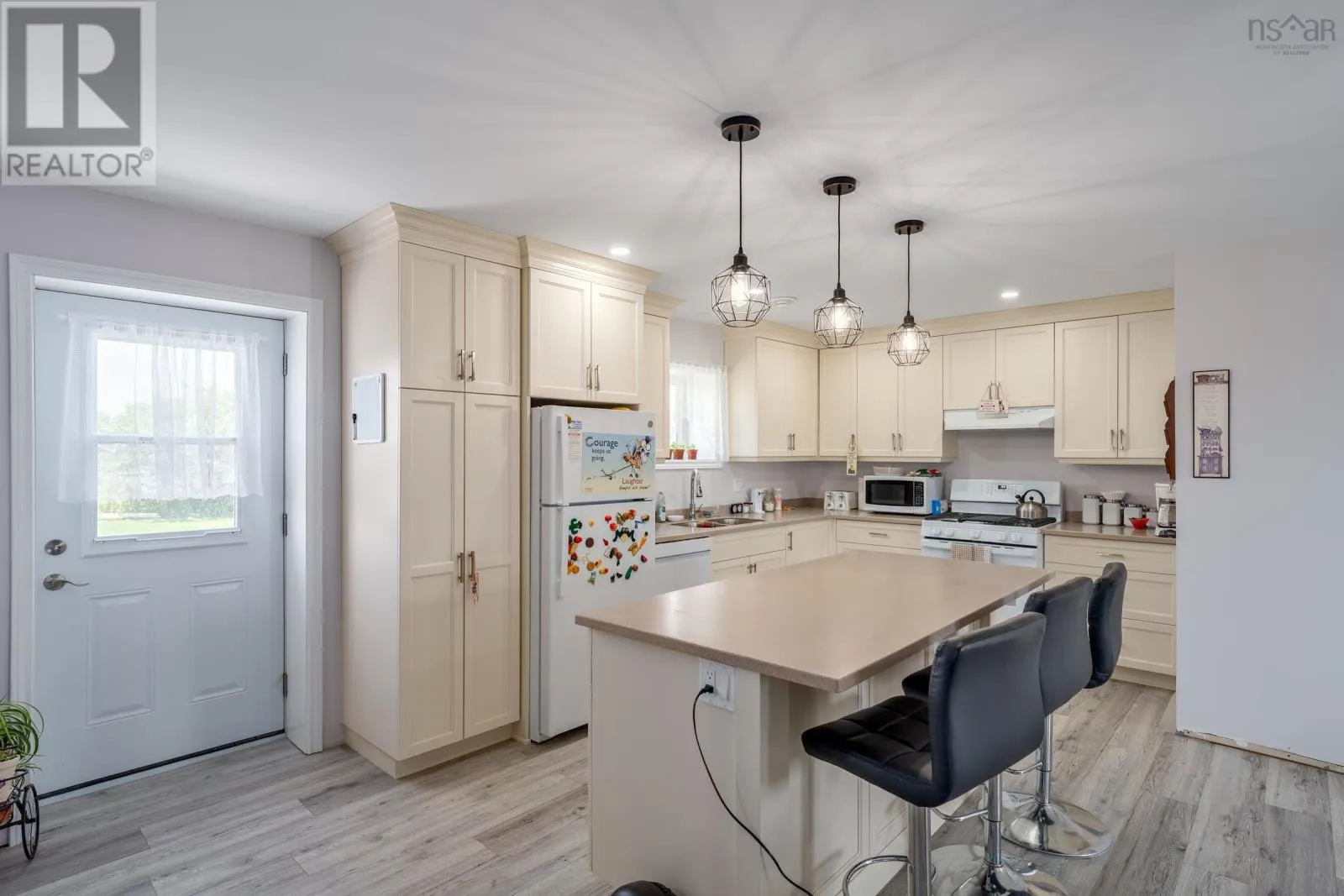 12 Bear Cove Road