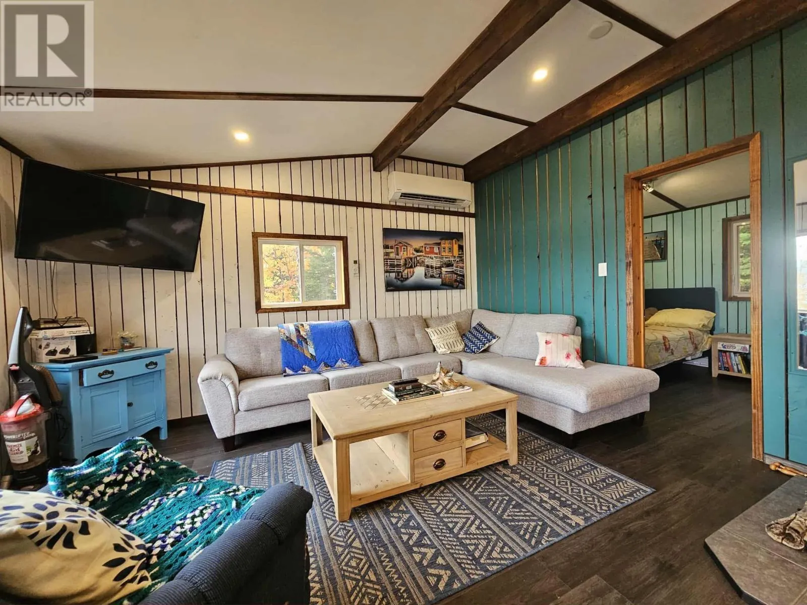 1127 Lake Road