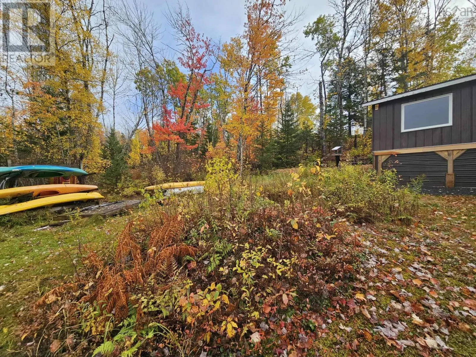 1127 Lake Road