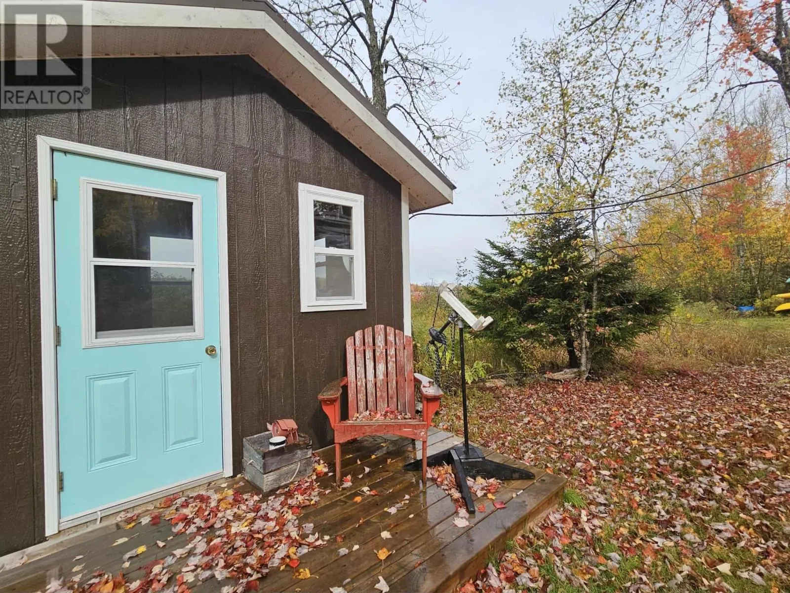 1127 Lake Road