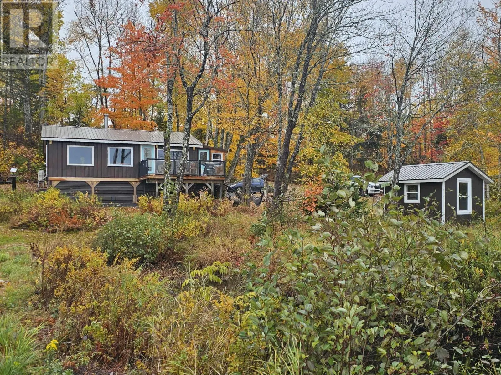 1127 Lake Road